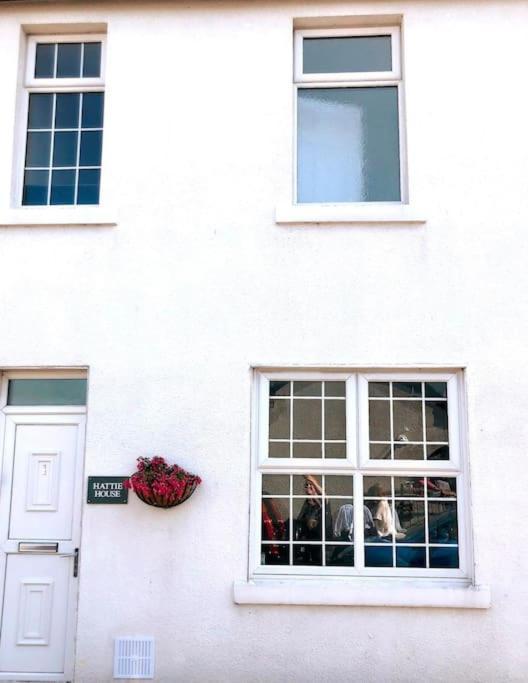Sunny Seaside Beach House Lytham Centre Sleeps 8 Lytham St Annes Exteriör bild